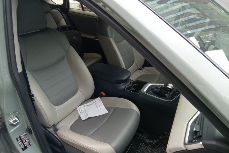 Used Toyota RAV4 2020 2.0L CVT Four-Wheel Drive Prestige Edition Right Front Seat