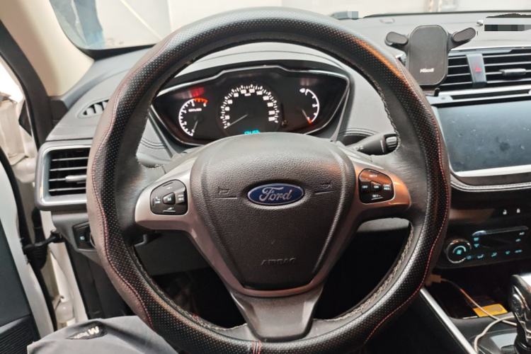 Used Ford Escort 2017 Happiness Edition 1.5L Automatic Fashion Version
