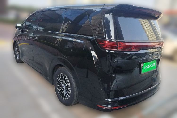 Used Denza D9 2025 DM-i Intelligent Drive 1020 Four-Wheel Drive Flagship Model