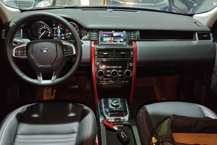 Used Land Rover Discovery Sport 2019 240 PS SE Dynamic Version China V Standard Center Console