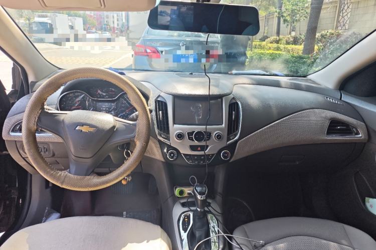 Used Chevrolet Cruze 2015 1.5L Automatic Fashion Navigation Edition
