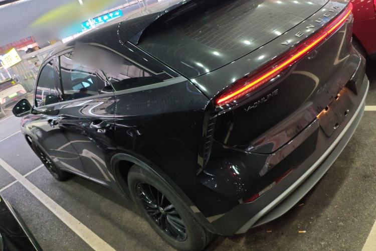 Used Venucia V 2023 260T Idol Edition Pro