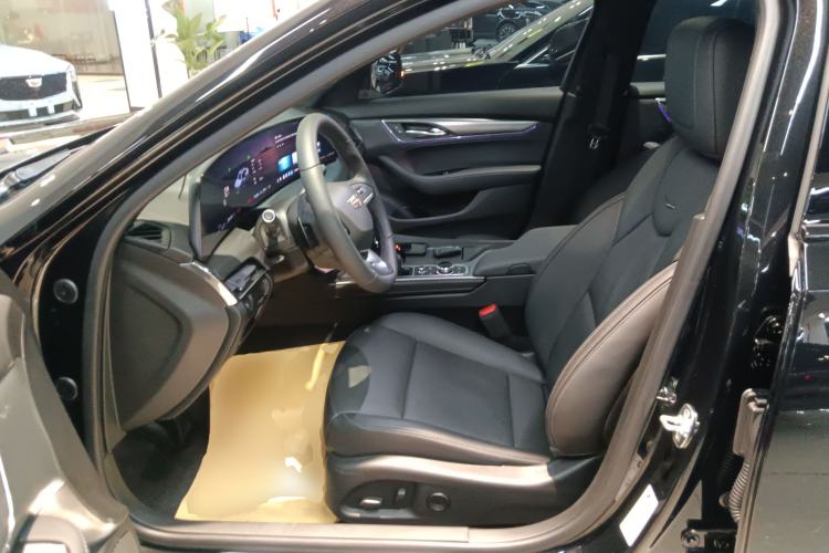 Used Cadillac CT5 2025 28T Track Performance Edition Left Front Seat