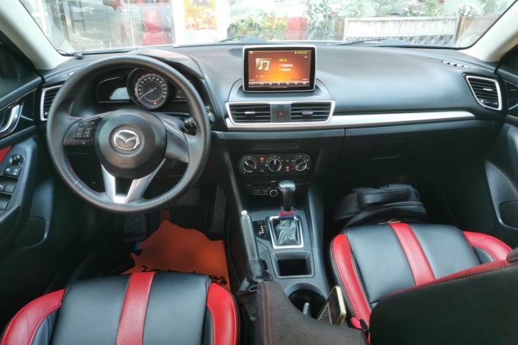 Used Mazda Mazda 3 Axela 2014 Sedan 1.5L Automatic Comfort Model
