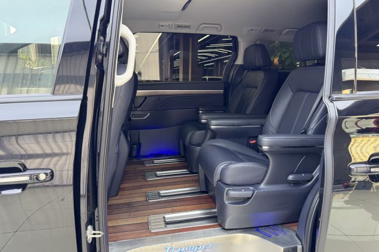 Used GAC Trumpchi M8 2021 Lingxiu Series 390T Deluxe Edition Interior 2