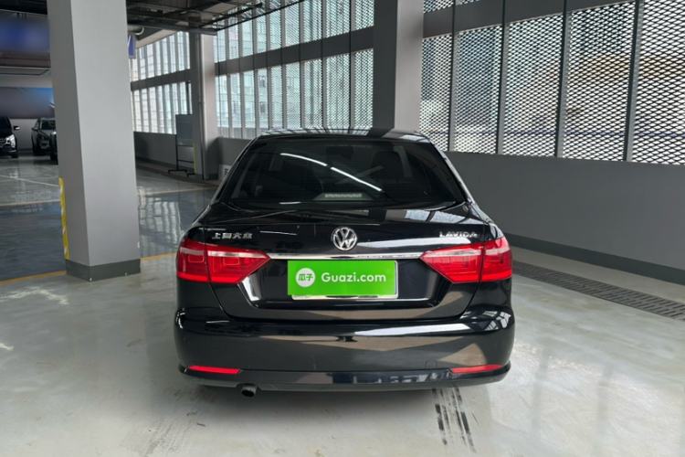 Used Volkswagen Lavida 2013 Revised Classic 1.6L Manual Fashion Edition Exterior 6