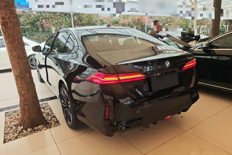 Used BMW 5 Series 2026 530Li Leading M Sport Package
