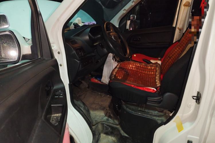 Used CHANGAN KAICHENG Ruixing EM80 2024 Comfort-Style 6-Seater 41.86 kWh
