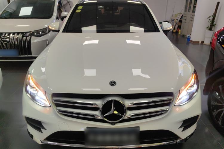 Used Mercedes-Benz GLC 2018 Facelift GLC 260 4MATIC Luxury Edition
