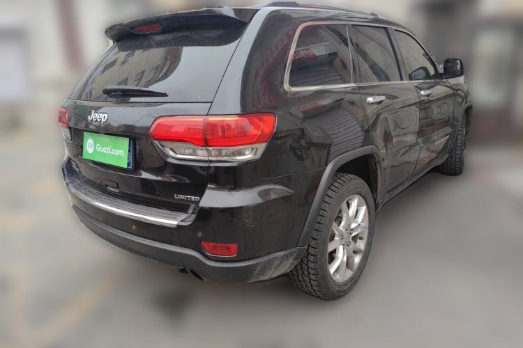 Used Jeep Grand Cherokee 2014 3.0TD Diesel Comfort Navigation Version Rear Right 45 Deg