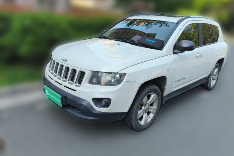 Used Jeep Compass 2014 2.4L four-wheel drive sport version