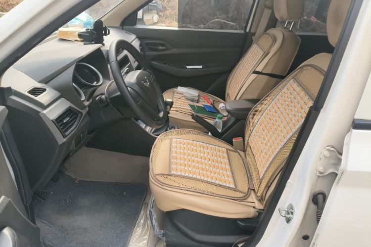 Used Wuling Hongguang 2019 1.5L S Standard Version China VI LAR