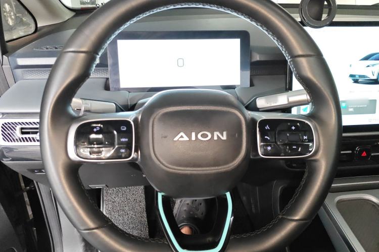 Used AION Y 2023 Plus 510 Smart Edition