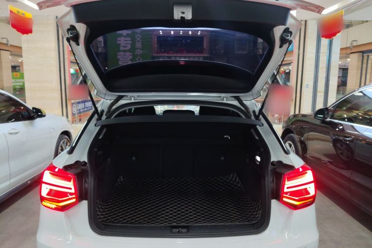 Used Audi Q2L 2018 35 TFSI Fashion Elegant Version China V
