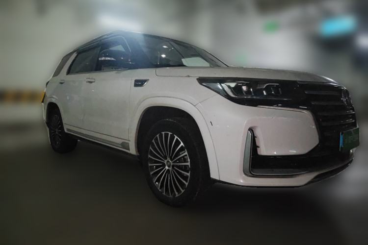 Used CHANGAN CS95 2019 2.0T Two-Wheel-Drive Luxury Version
