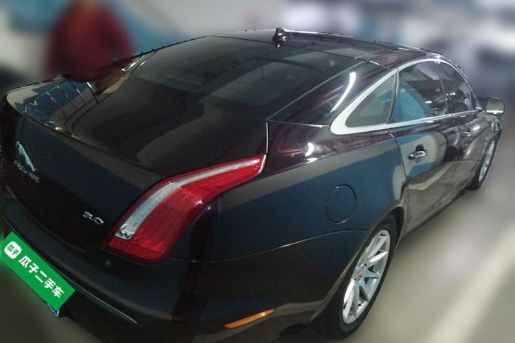 Used Jaguar XJ 2014 XJL 3.0 SC Two-Wheel-Drive Panoramic Business Edition Rear Right 45 Deg