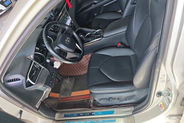 Used Toyota Camry 2018 2.5G Luxury Edition Left Front Seat