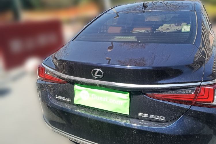 Used Lexus ES 2018 200 Excellence Edition China VI Standard
