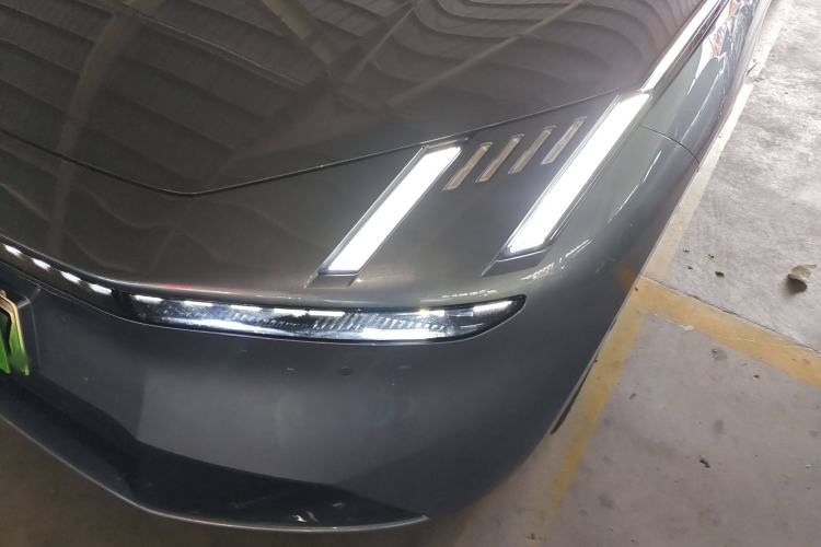 Used Lynk & Co Z10 2025 95 kWh 702 km All-Wheel Drive Intelligent Driving Ultra
