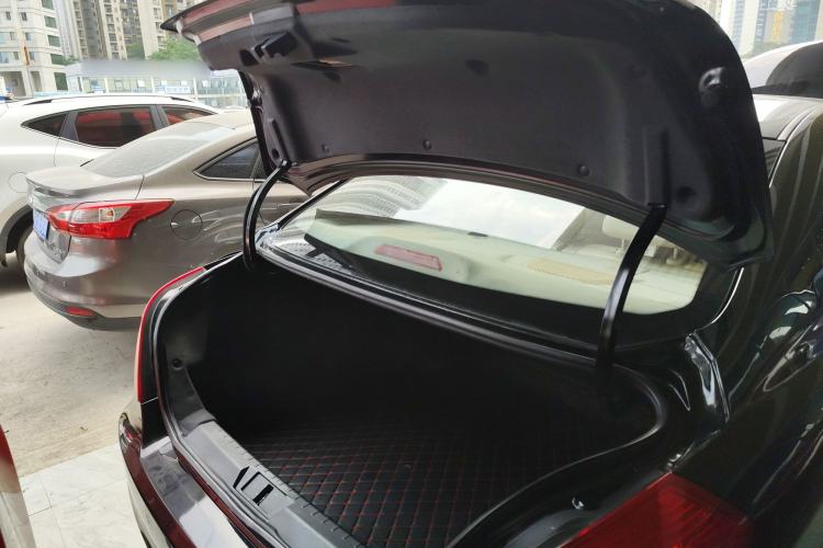 Used Geely Auto Emgrand 2017 Sedan Million Edition 1.5L CVT Luxury Model