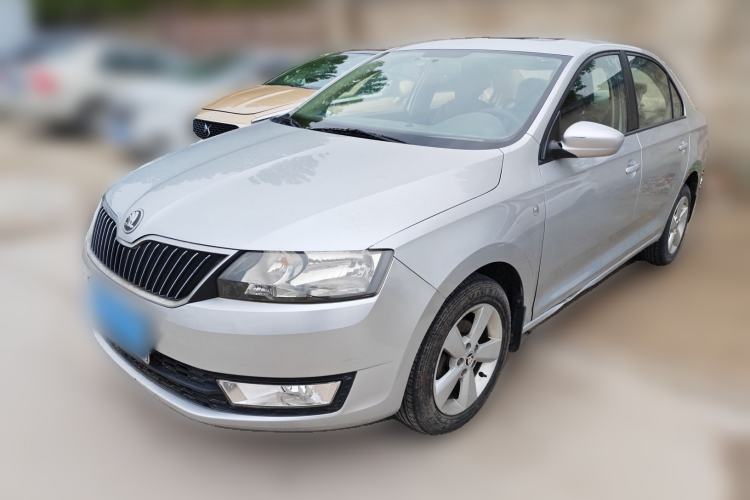 Used Skoda Rapid 2013 1.6L Manual Smart Selection Model