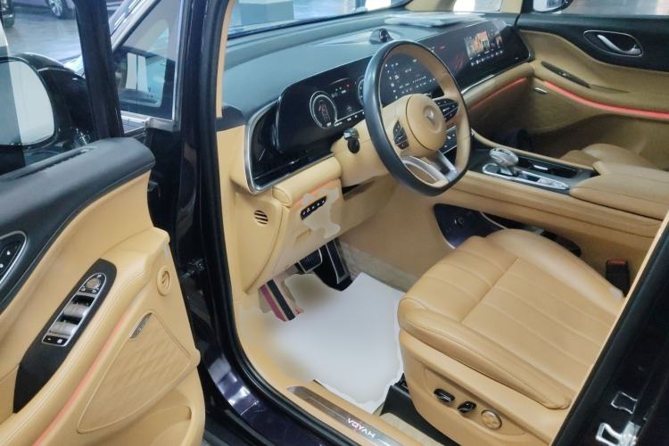 Used VOYAH Dream 2022 0-Emission Version Plus Intelligent Driving Package 475 km