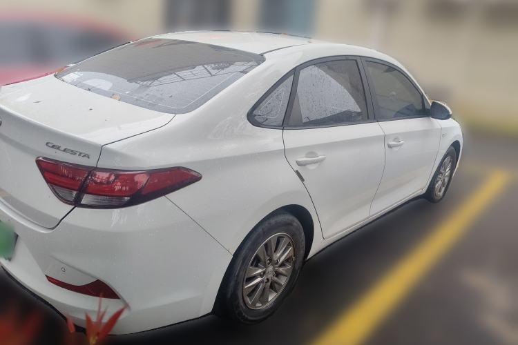 Used Hyundai Celesta 2017 1.6L Automatic Enjoyment Version GLS
