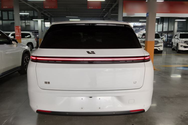 Used Li Auto L7 2023 Pro Model
