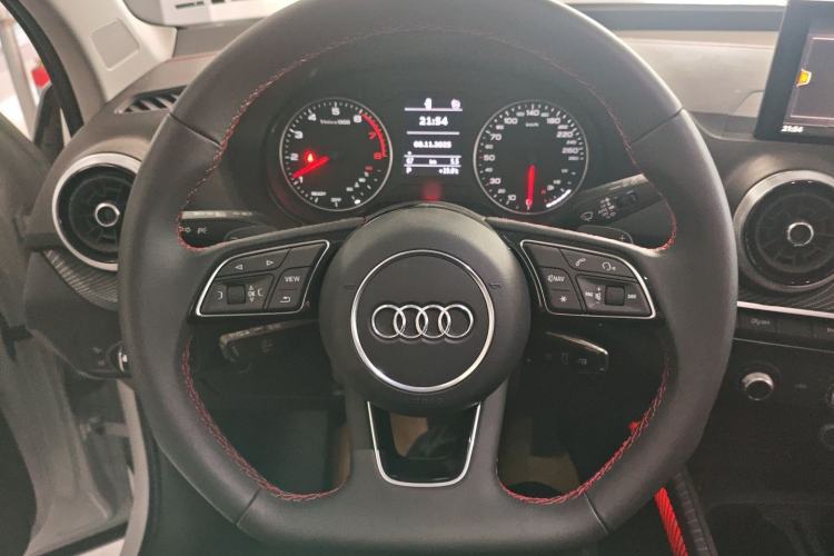 Used Audi Q2L 2024 35TFSI Ambition Dynamic Edition