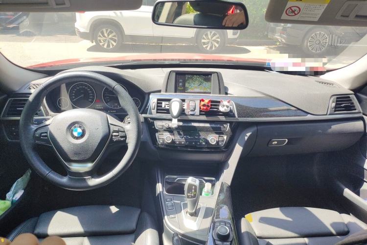 Used BMW 3 Series GT 2018 320i Sport Edition
