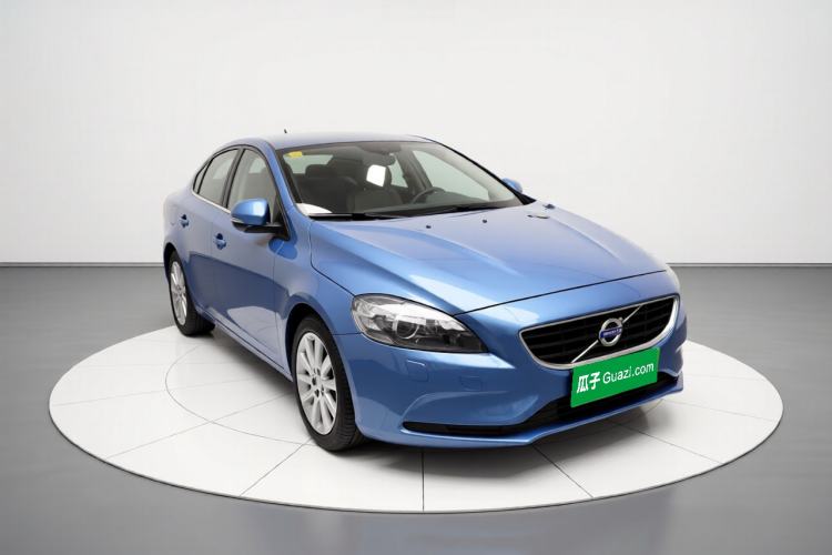 Used Volvo V40 2016 T3 Zhiyi Edition
