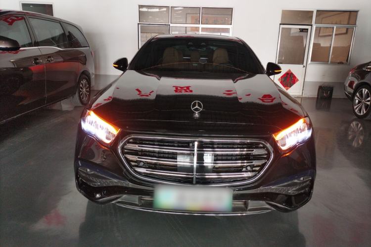 Used Mercedes-Benz E-Class New Energy 2024 E 350 e L Plug-in Hybrid Sports Sedan Exterior 1