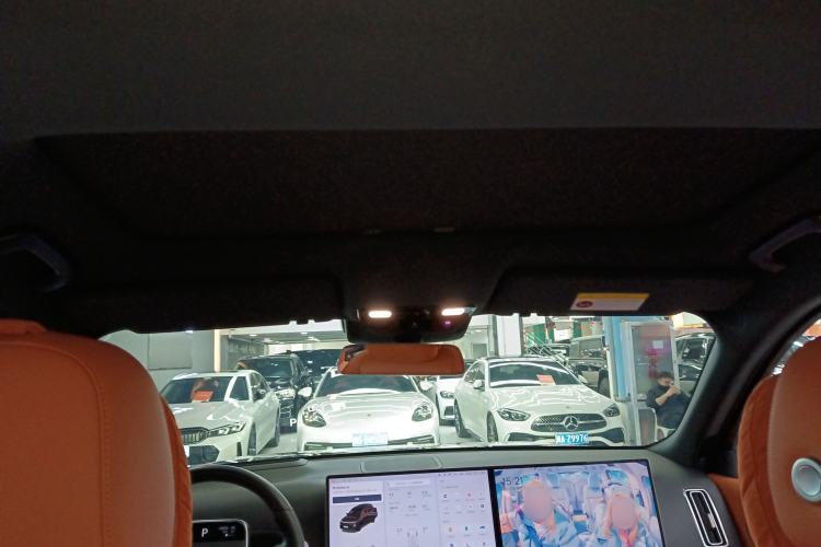 Used Li Auto L8 2024 Pro Model Headliner