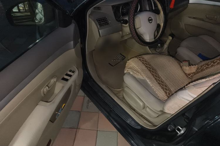 Used Nissan Sylphy 2012 Classic 1.6XE Manual Comfort Edition Driver Seat