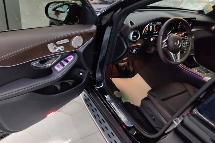 Used Mercedes-Benz GLC 2022 Facelifted GLC 300 L 4MATIC Luxury Edition