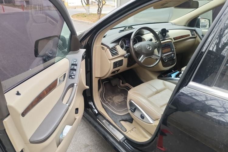 Used Mercedes-Benz R-Class 2011 R 350 L 4MATIC
