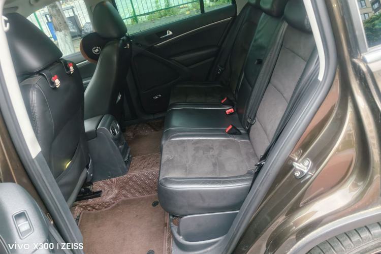 Used Volkswagen Tiguan 2015 2.0 TSI Automatic All-Wheel Drive Flagship Edition
