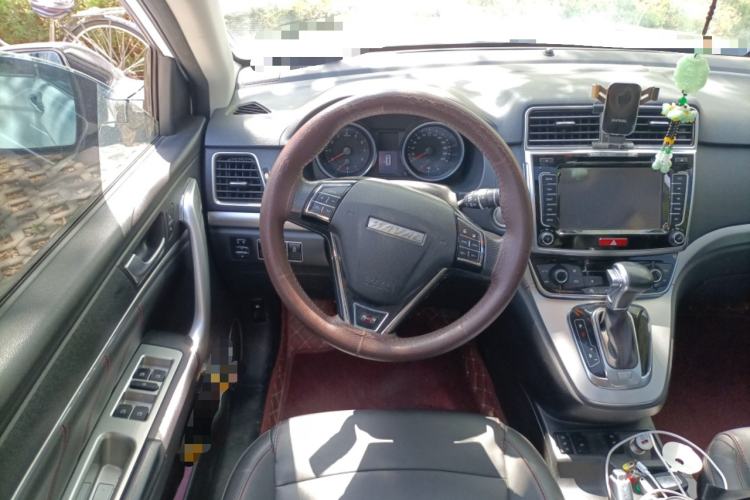 Used Haval H6 2017 Red-Label Sport Edition 1.5T Automatic Two-Wheel Drive Luxury Model Steering Wheel