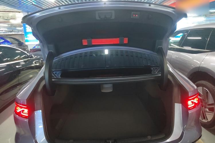 Used BYD Han 2024 EV Glory Edition 610 km All-Wheel Drive "Tian Shen Zhi Jia" Intelligent Driving Model
