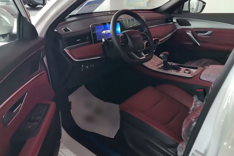 Used JETOUR X70 PLUS 2023 1.5T CVT Flagship PRO 5-seater
