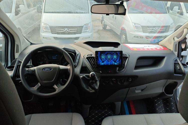 Used Ford Transit 2019 2.0T Diesel Multi-Purpose Commercial Vehicle Short Wheelbase Low Roof 6-Seater China VI Standard
