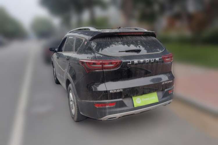 Used JETOUR X70M 2021 1.5T DCT Luxury Partner Model 7 Seats
