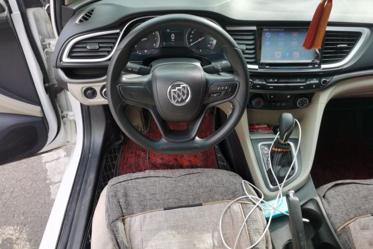 Used Buick GT 2015 15N Automatic Elite Version Steering Wheel