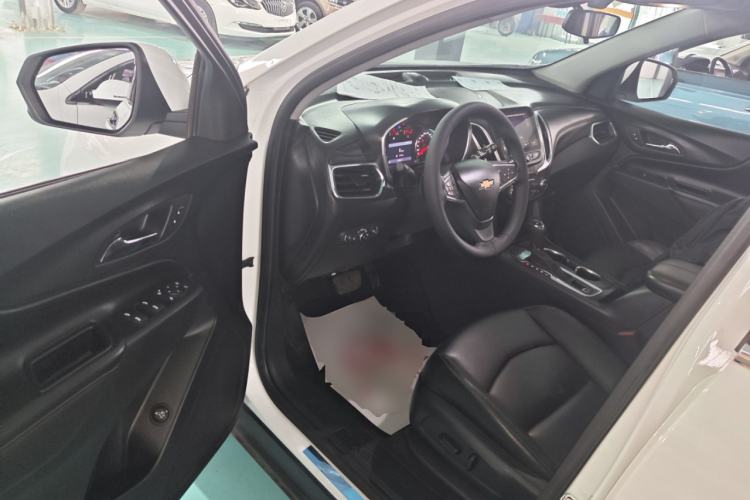 Used Chevrolet Equinox 2019 535T Automatic YuJie Edition China VI
