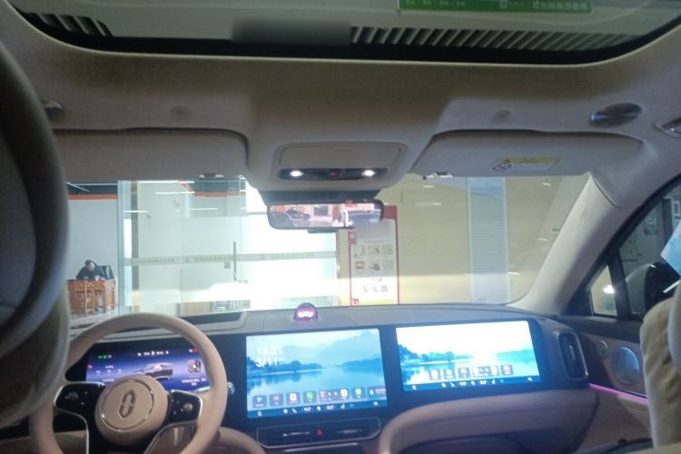 Used Hima AITO M9 2025 Extended-Range Ultra Version 52 kWh 6-Seater