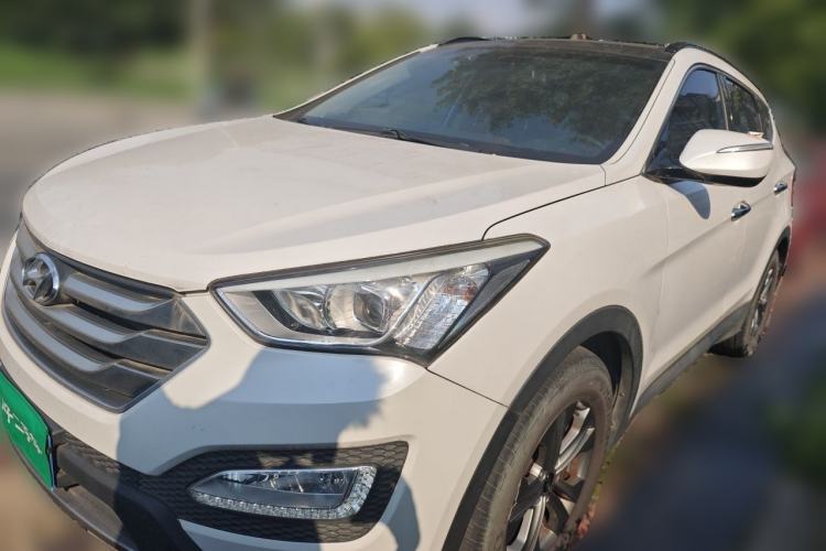 Używany Hyundai Santa Fe 2015 2.0T Automatic 4x4 Smart 7-Seater