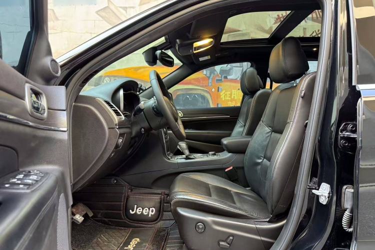 Used Jeep Grand Cherokee 2017 3.0L Comfort Navigation Edition