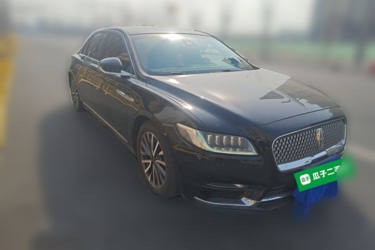 Used Lincoln Continental 2018 2.0T Two-Wheel Drive Luxury Edition Front Right 45 Deg