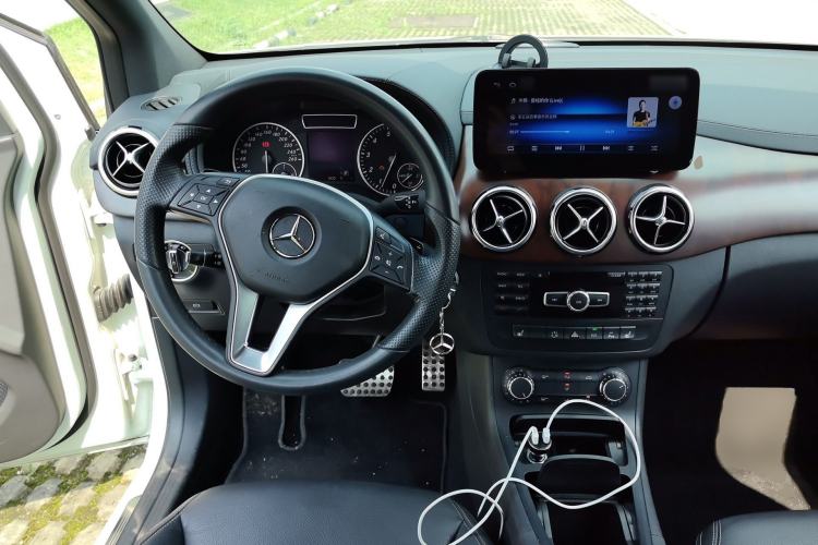 Used Mercedes-Benz B-Class 2012 B 200 Steering Wheel