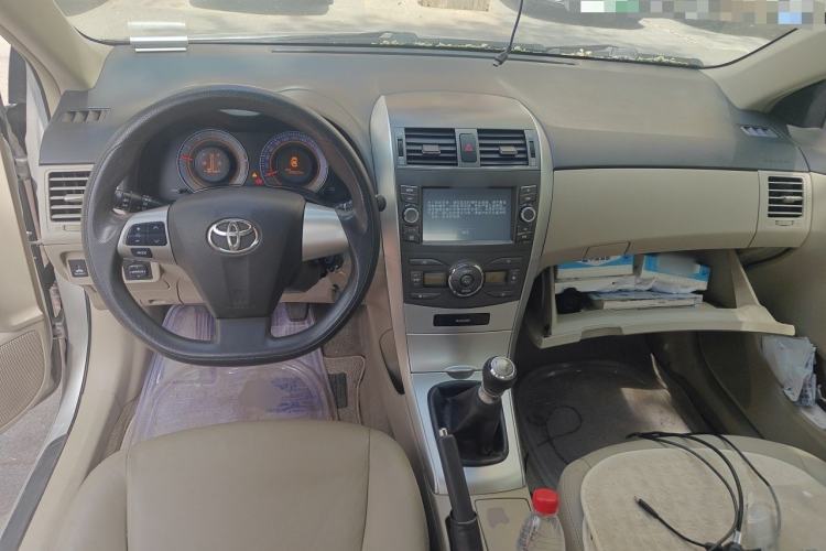 Used Toyota Corolla 2013 Special Edition 1.8L Manual - Cool Version GL-i